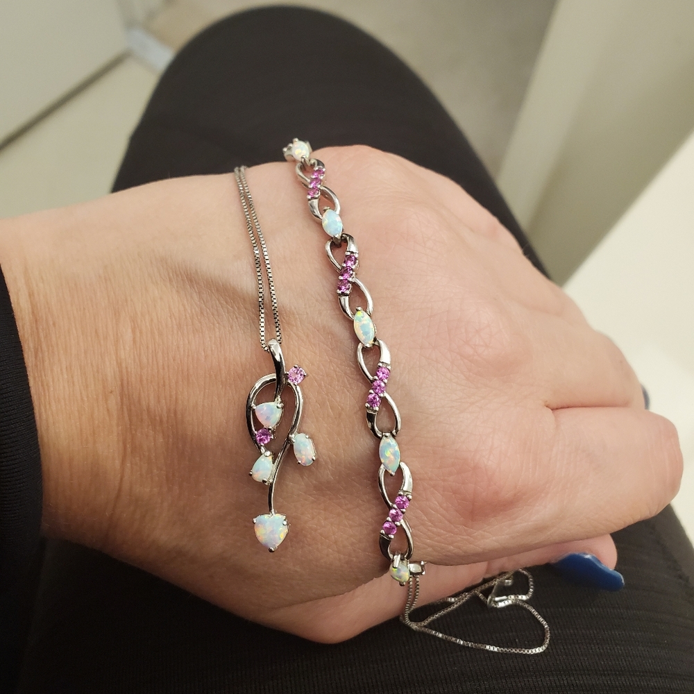 Bracelet and necklace